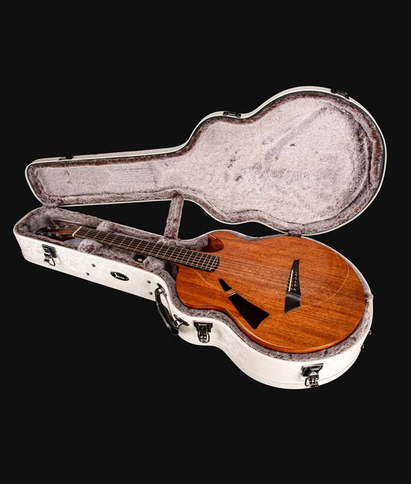 Avian Guitars Skylark 2A Mahogany Acoustic Guitar