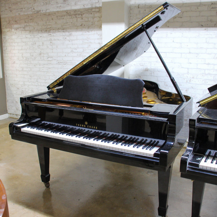 Young Chang G185 Polished Ebony Grand Piano