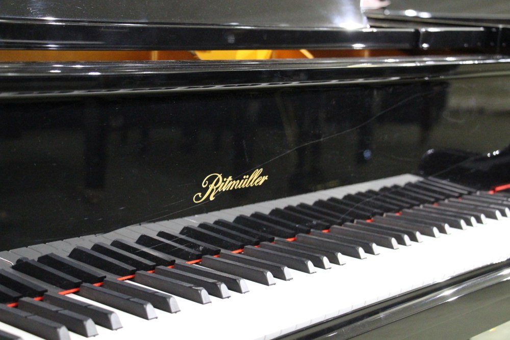 Ritmuller R9 Grand Piano