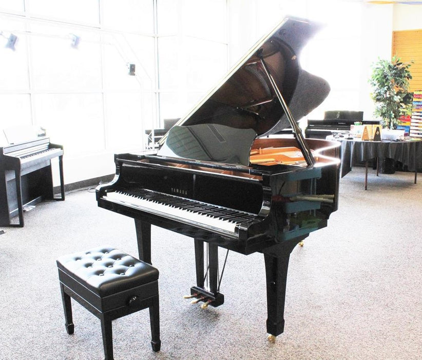 Yamaha 6'7" Grand Piano | C5 | Ebony Polish | #5793943