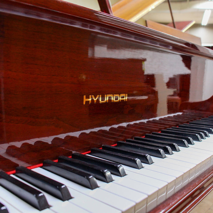 Hyundai G80A Mahogany Baby Grand Piano | Used