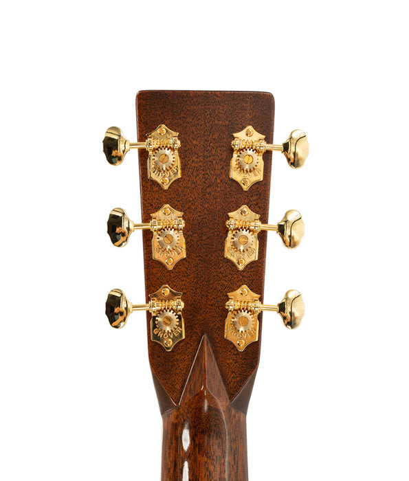 Pre-Owned Martin D-41 Standard Series Sitka/Rosewood Acoustic Guitar - Ambertone | Used