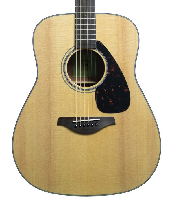 Yamaha FG800 Folk Acoustic Guitar Bundle w/ Gig Bag