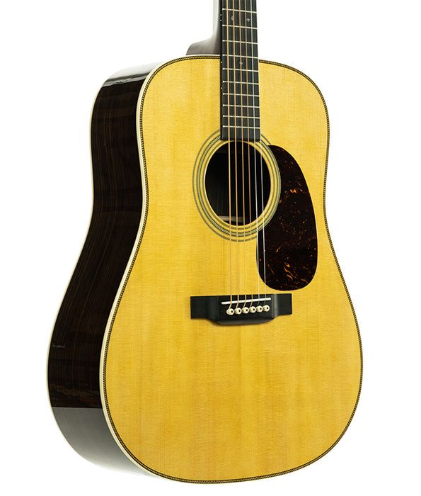 Martin HD-28 Standard Dreadnought Acoustic Guitar - Spruce/Rosewood