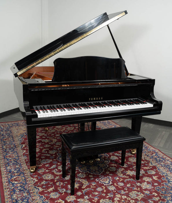 2008 Yamaha 5'3" GC1 Grand Piano | Polished Ebony
