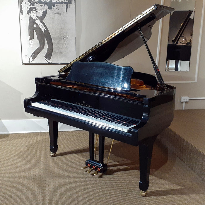 Young Chang G-150 Baby Grand Piano - Polished Ebony | Used