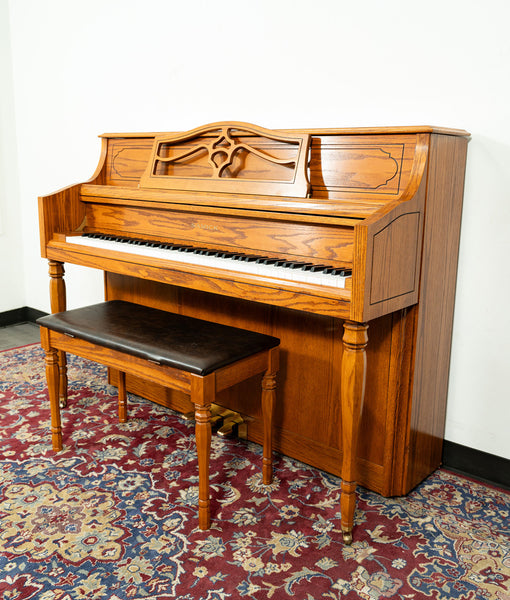 Samick SU-143 Upright Piano | Satin Oak | SN: IDIA0122 | UsedAlamo