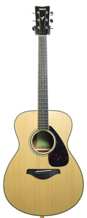 Yamaha FS820 Small Body Acoustic Guitar Natural