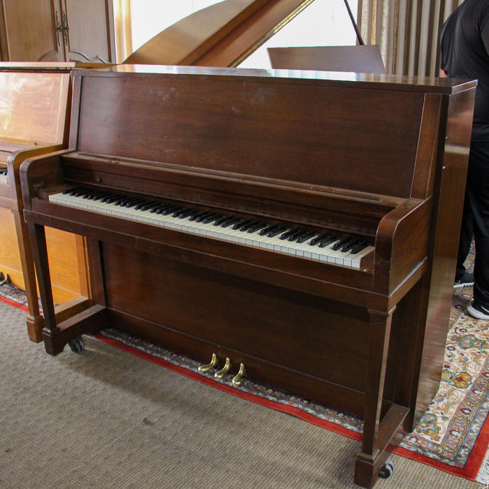 Everett Institutional Studio Piano