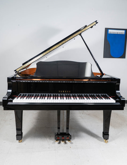 2006 Yamaha C2 Grand Piano in Polished Ebony - (Serial No. 6168635) | Used