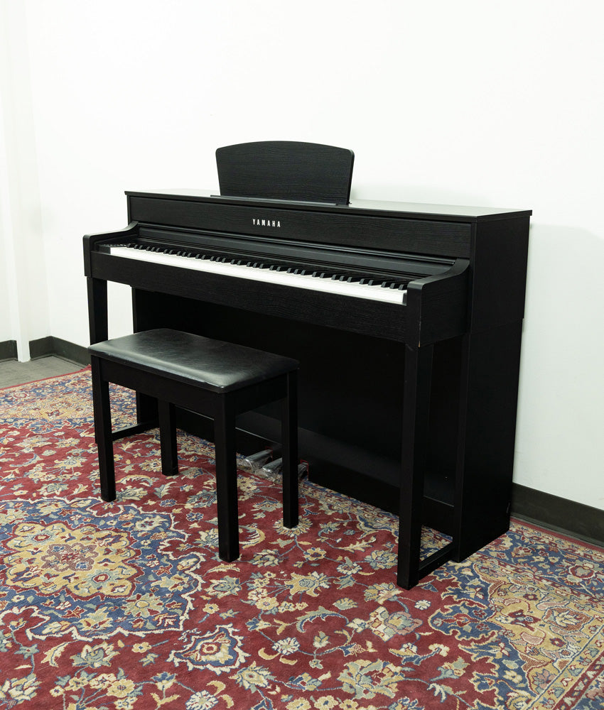 Pre-Owned Yamaha Clavinova CLP-535 Digital Piano - Black Walnut
