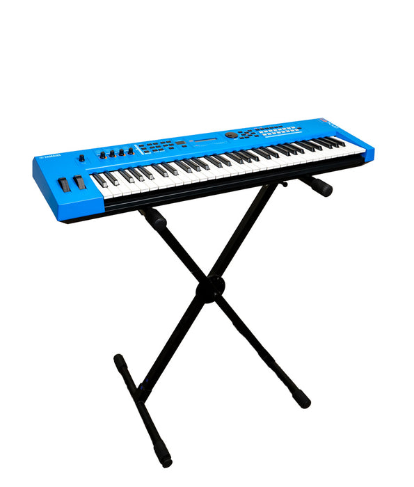 Pre-Owned Yamaha MX61 Music Synthesizer - Electric Blue | Used