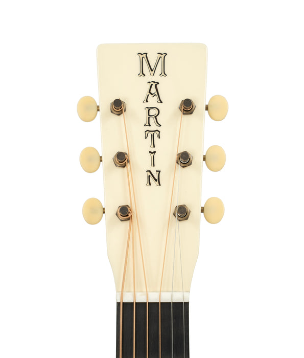 Martin Custom Shop 00 Slope Shoulder Spruce/Mahogany Acoustic Guitar - Cream | New