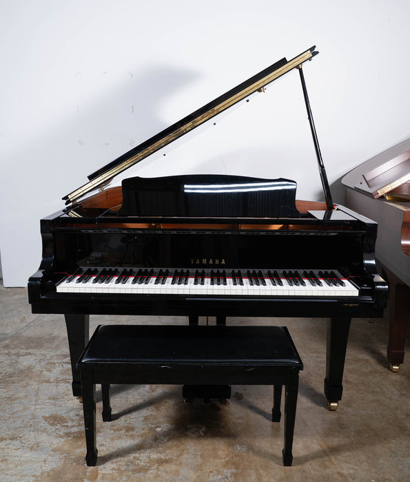 Yamaha C2 Grand Piano (2007) | Polished Ebony | Used