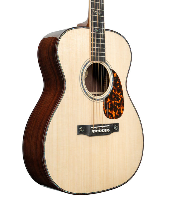 Larrivee OM-10 Deluxe Series Spruce/Rosewood Acoustic Guitar | New