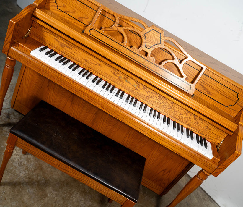 Samick JS-043M Upright Piano in Satin Oak | Serial No. JIM00042 | Used