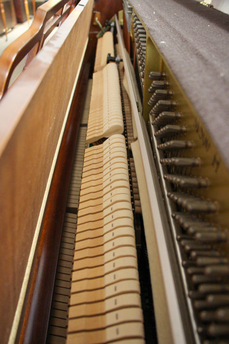 Yamaha M500H Walnut Upright Console Piano - Made in 2013