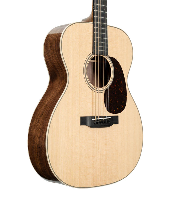 Martin Custom Shop "Walnut Hill" 000 Spruce/Walnut Acoustic Guitar | New