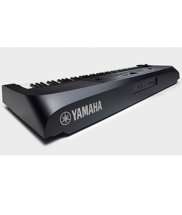 Pre-Owned Yamaha DGX-670 88-key, Portable Grand Piano - Black