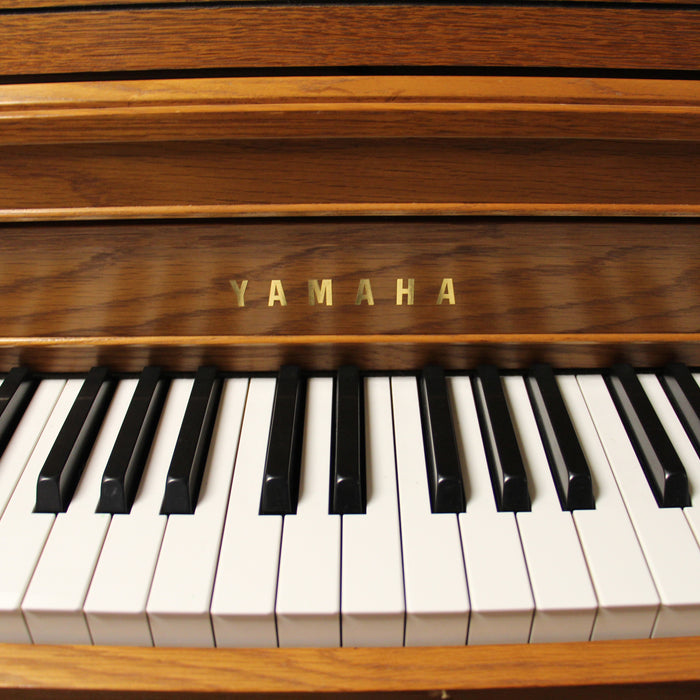 Yamaha 450TAO Oak Console Piano