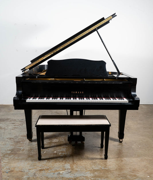 Yamaha C7 Grand Piano (1983) | Satin Ebony | Refurbished