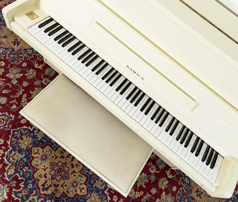 Samick U-110A White Upright Piano | Polished White | SN: 604845 | Used