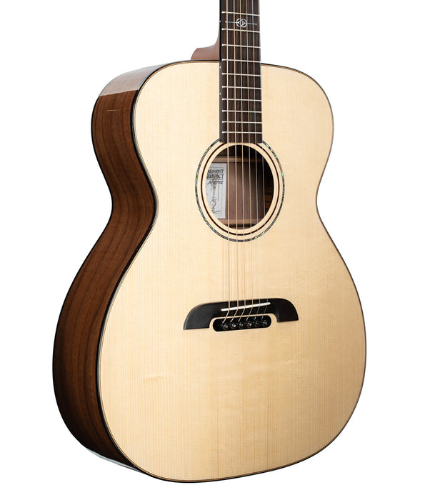 Alvarez Yairi NAMM FYM77 Reserve NAMM Demo Adirondack/ Walnut Acoustic Guitar | New