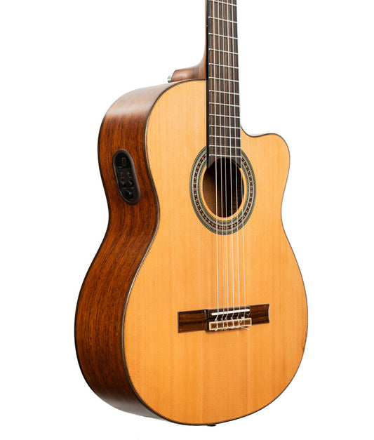 Pre-Owned Alvarez AC65ce Artist Classical Acoustic-Electric Guitar