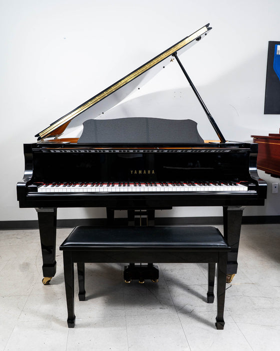 1999 Yamaha C1 Grand Piano in Polished Ebony | 5'3" | Serial No. 5798940 | Used