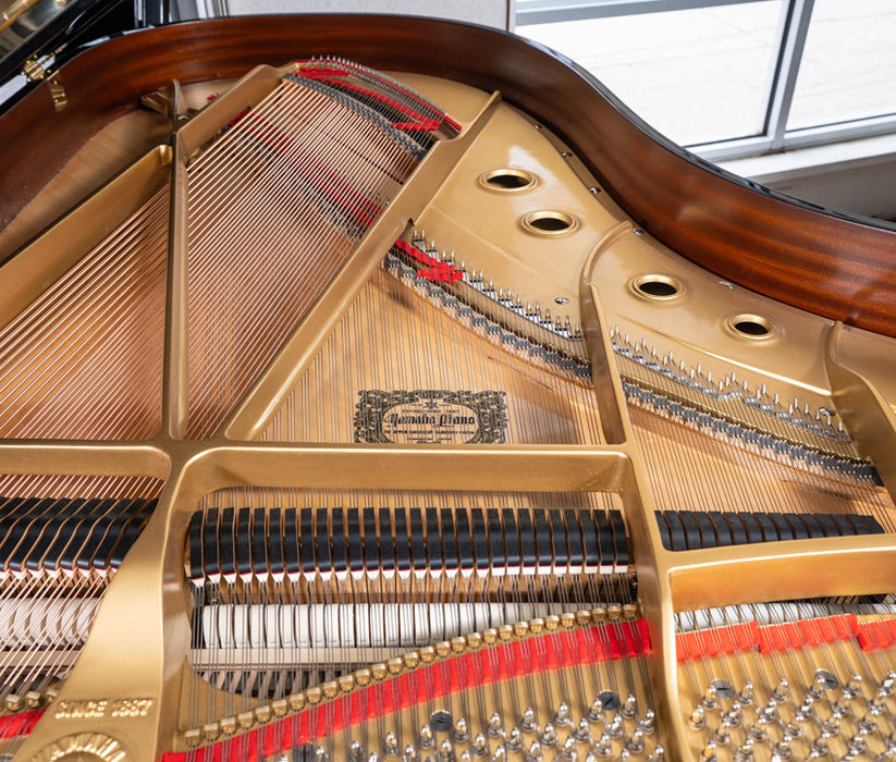 Yamaha C5R Grand Piano (1982) | Polished Ebony | 6'7" | Refurbished