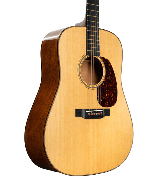 Pre-Owned Martin D-18 Modern Deluxe Acoustic Guitar - Spruce/Mahogany | Used