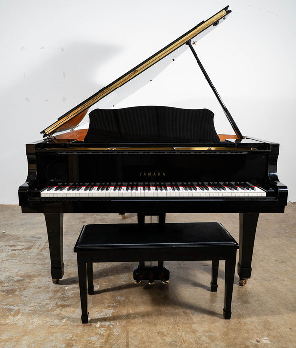 Yamaha C3 Conservatory Grand Piano (1991) | Polished Ebony | Serial No. F 4990927 | Used