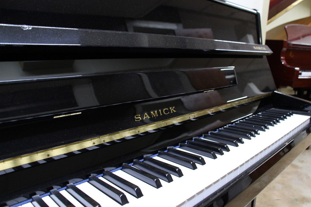Samick S-108S Upright Piano | Polished Ebony | Used