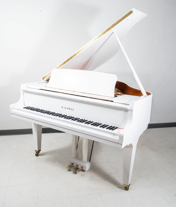 Kawai GL-10 Baby Grand Piano in Polished Snow | Serial No. 192146 | Used