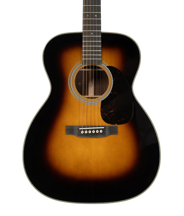 Pre-Owned Martin Special Spec 28 Style 0000 Size Sunburst w/Hardshell Case