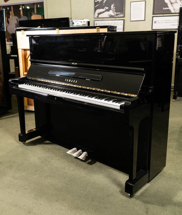 Yamaha U1M Upright Piano | Polished Ebony | 48" | 5 Star Certified Restored