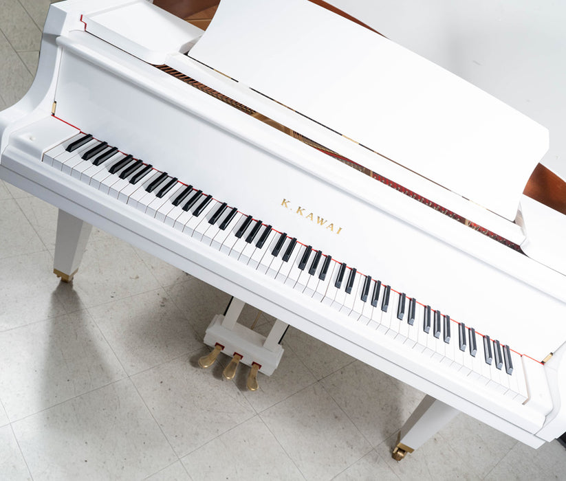 Kawai GL-10 Baby Grand Piano in Polished Snow | Serial No. 192146 | Used