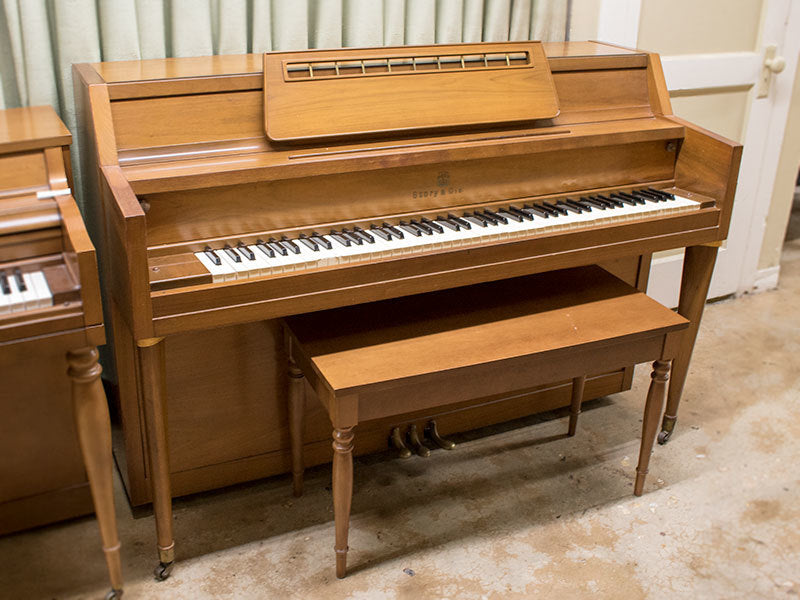 Story & Clark Spinet Upright Piano | Used