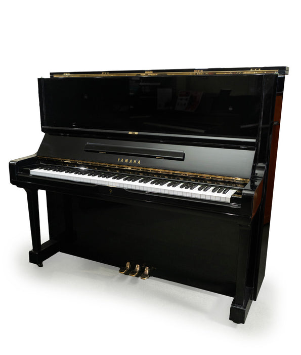 Yamaha U3 Upright Piano (1976) | Polished Ebony | 52" | Serial No. 2335582 | Used