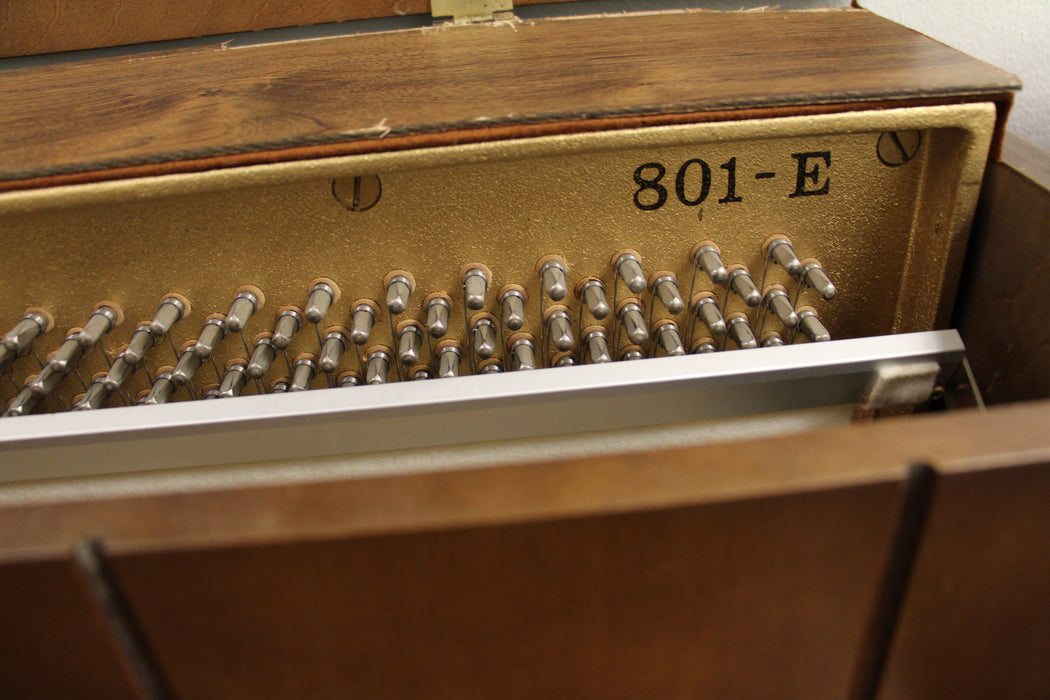 Kawai 805E Upright Console Piano (5065)