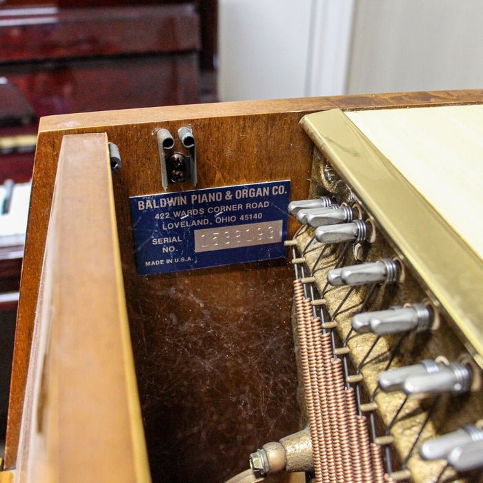 Baldwin 665 Oak Upright Console Piano