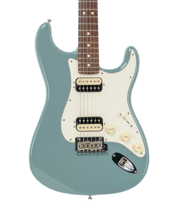 Pre-Owned Fender American Professional HH Stratocaster Electric Guitar - Sonic Grey | Used