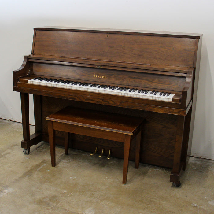 Yamaha P22 Dark Oak Studio Piano