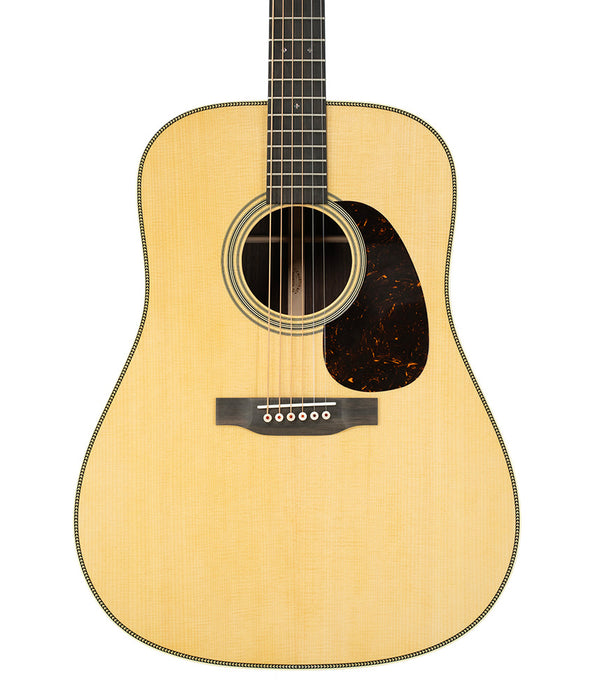 Martin Super HD-28 Standard Series Spruce/Rosewood Acoustic Guitar - Natural | New
