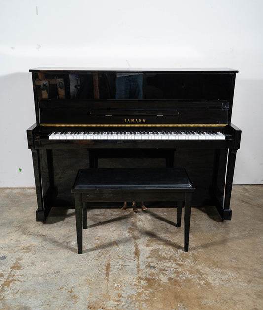 Yamaha T-116 Upright Piano | Polished Ebony | Serial No. 272746 | Used