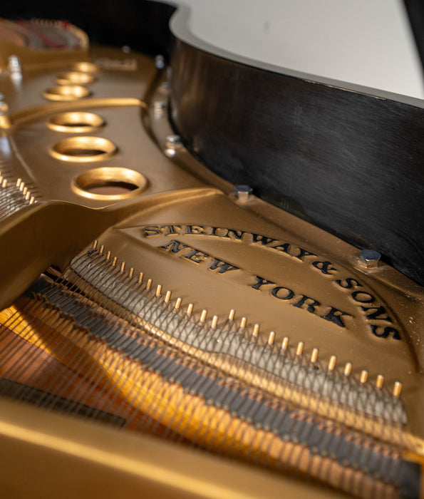 1973 Steinway Model M Grand Piano | Ebony | 5'7" | Serial No. 434449 | Used