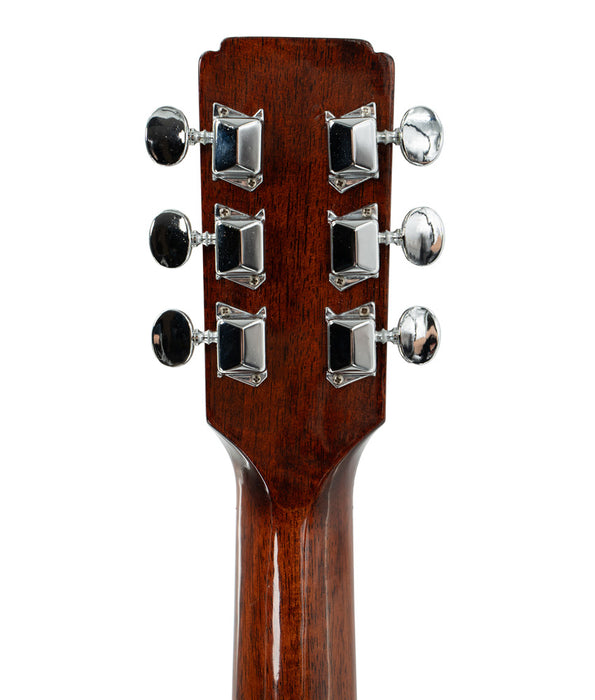 Pre-Owned Vintage 1970s Silvertone Model 319 Japanese Acoustic Guitar | Used