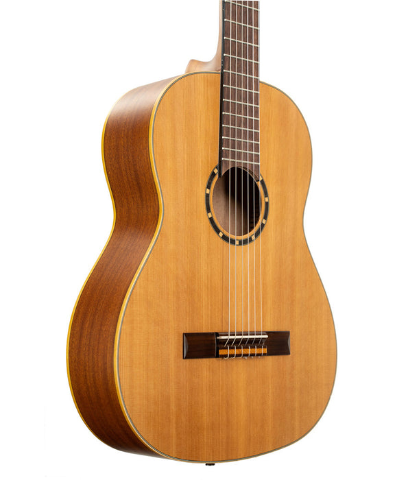 Pre-Owned Ortega R122 Classical Guitar w/ Gig Bag | Used