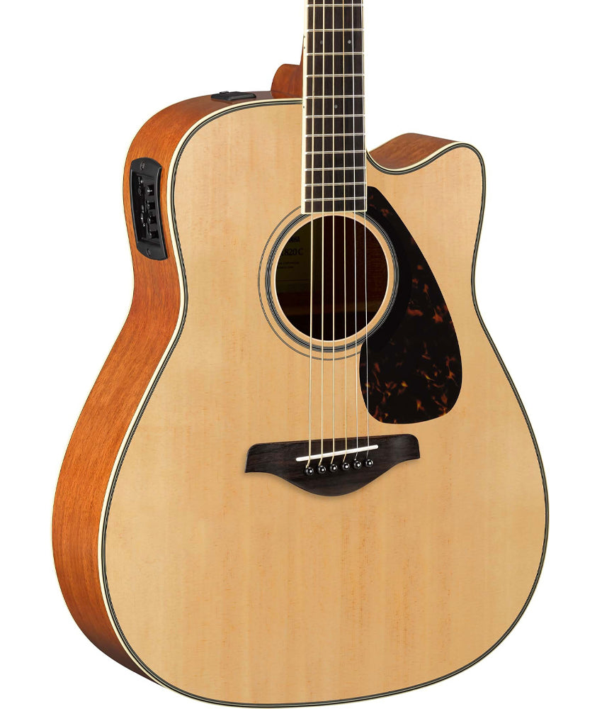 Pre-Owned Yamaha FGX820C Cutaway Dreadnought Acoustic-Electric