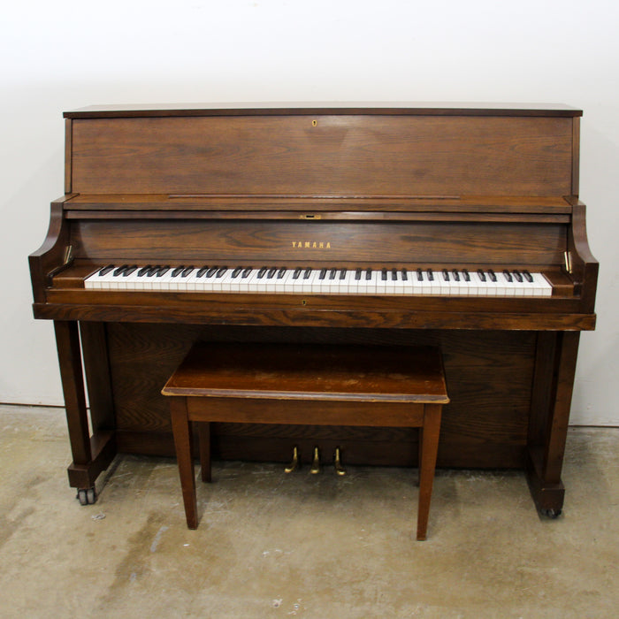 Yamaha P22 Dark Oak Studio Piano